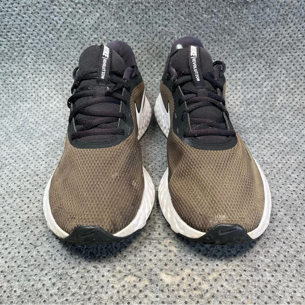 Nike Revolution 5 Wide Running Shoes Size 10 Men’s